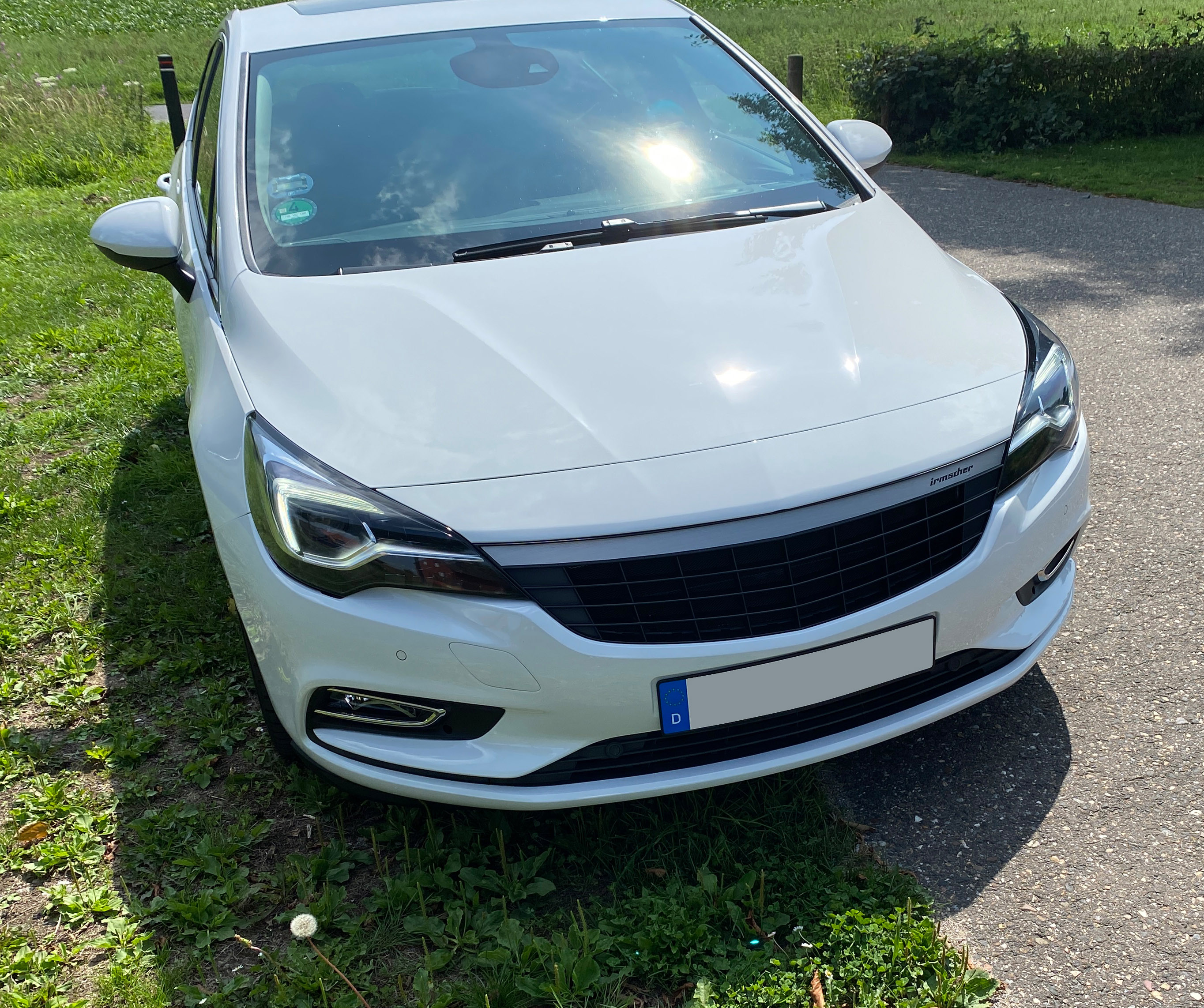 Front mit Irmscher Grill