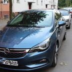 Gialucas Azur-Blauer Astra K Automatik